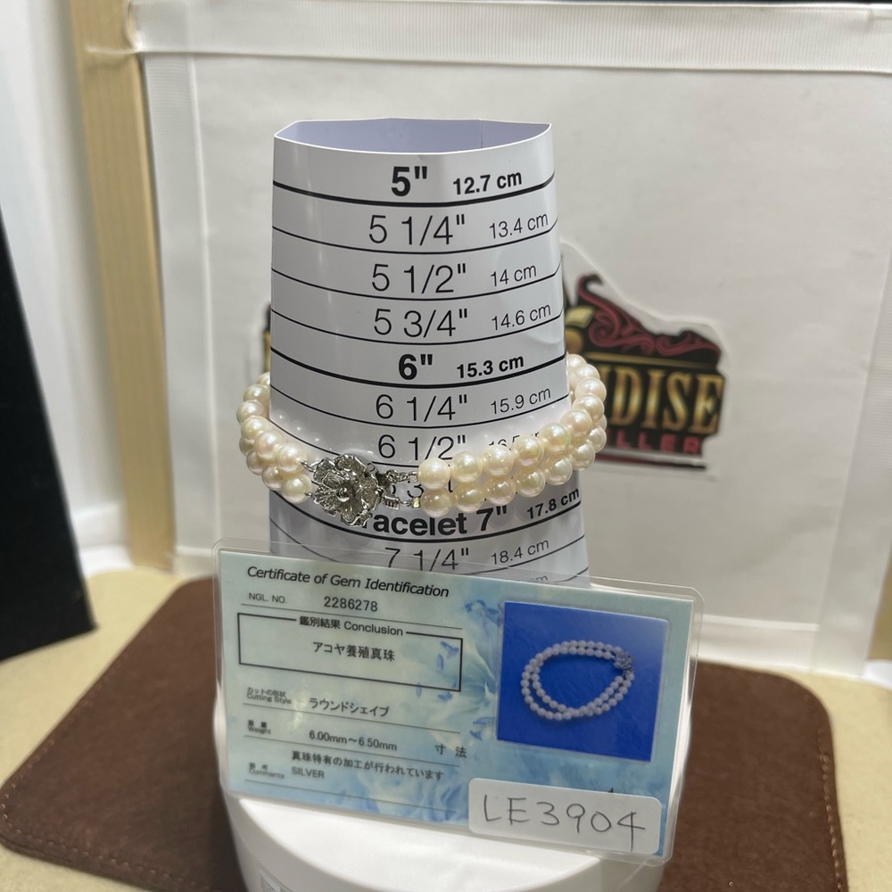 Akoya Bracelet size 6.0-6.5 mm.17.8 cm or 63/4 inches.